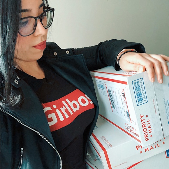 Meet your Posher, Ellie - Picture 2 of 2